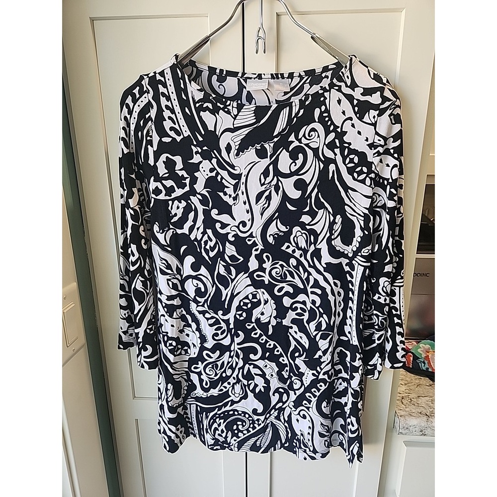 Chico's Womens Sz 0 US 4/6 Black White Print 3/4 Sleeve Blouse